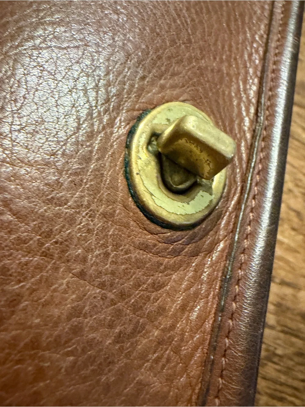 Coach British Tan Leather Turnlock Crossbody Clutch 9755